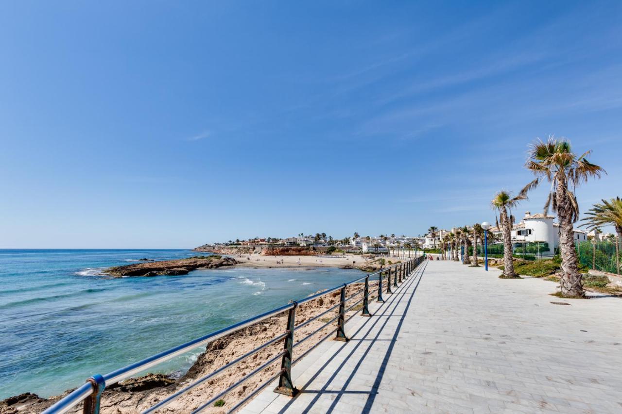 High Tech Villa Navia SPAnien Orihuela Exterior foto